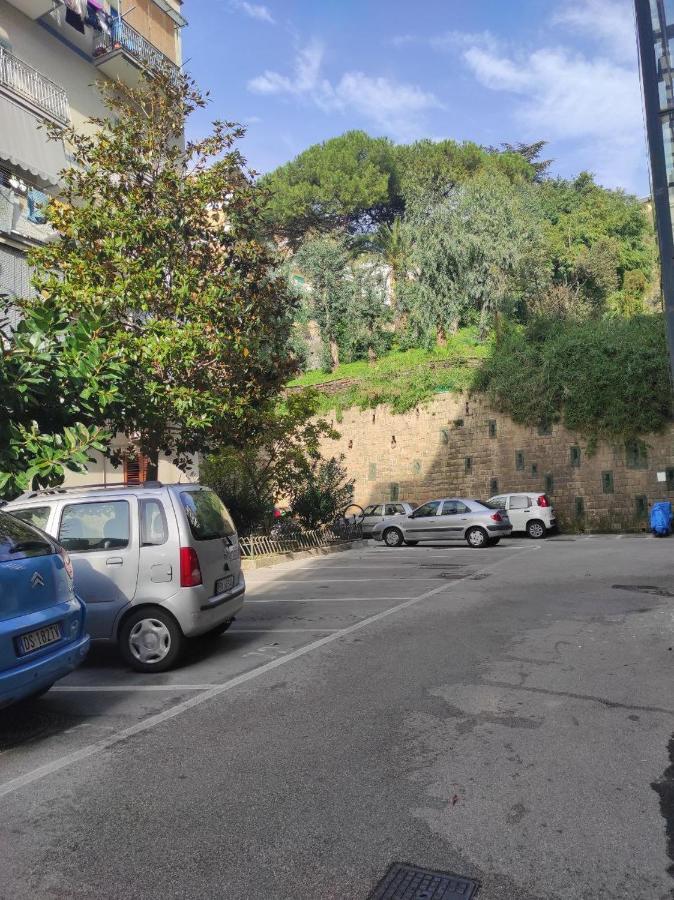 Fuorigrotta Appartamento *